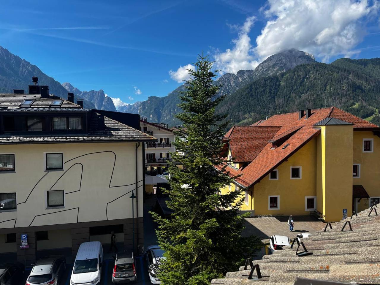 Stroblhof Toblach-Dobbiaco Exterior photo